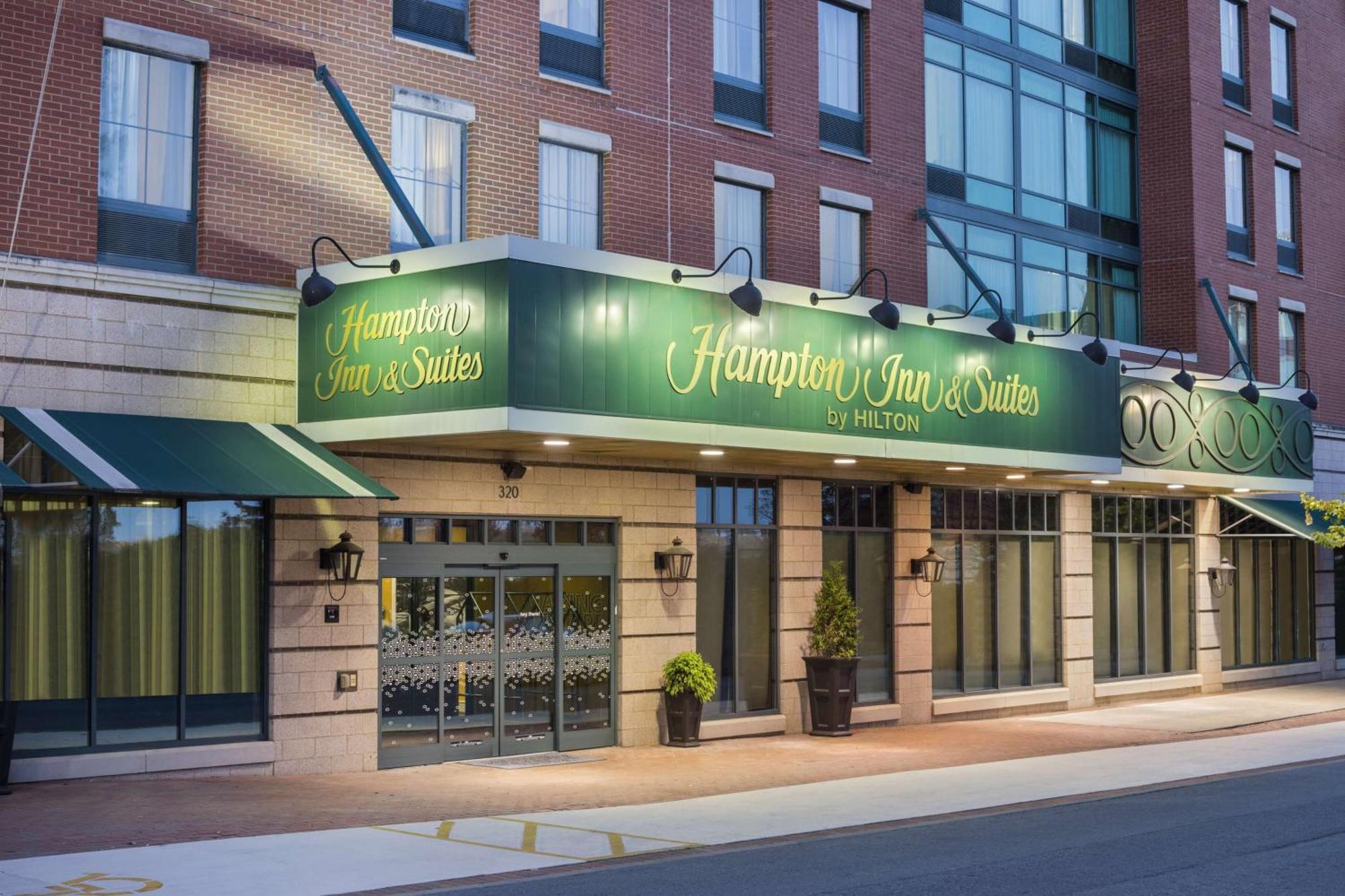 Hampton Inn & Suites Little Rock-Downtown Exterior photo